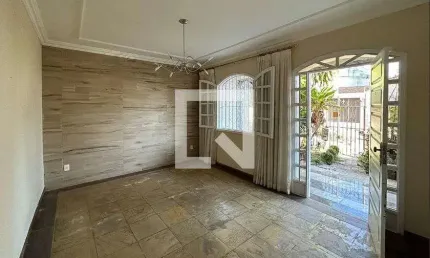 Casa para Venda - Castelo, 5 Quartos,  420 m² - Belo Horizonte