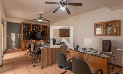 Casa para Venda - Jaraguá, 8 Quartos,  363 m² - Belo Horizonte