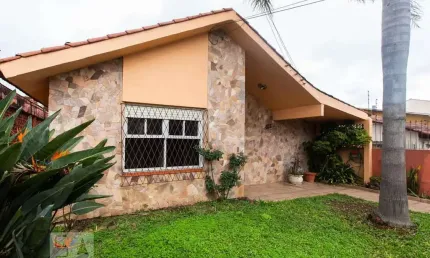 Casa para Venda - Cavalhada, 4 Quartos,  214 m² - Porto Alegre