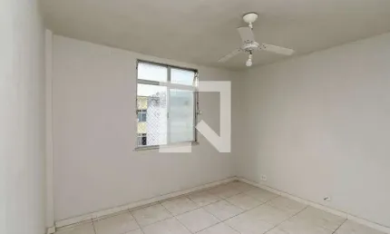 Apartamento para Venda - Olaria, 2 Quartos,  48 m² - Rio de Janeiro