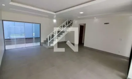 Casa / Sobrado em Condomínio para Venda - Vargem Grande, 4 Quartos,  375 m² - Rio de Janeiro