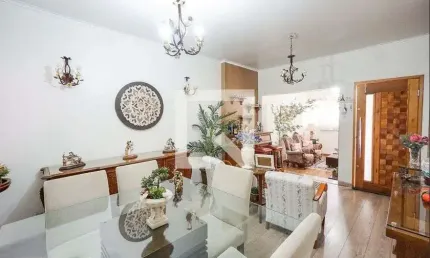 Casa para Venda - Vila Carrão, 2 Quartos,  180 m² - São Paulo