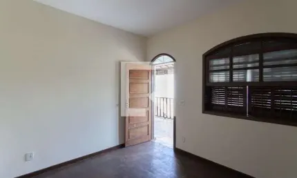Casa para Venda - São João Batista, 4 Quartos,  360 m² - Belo Horizonte