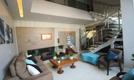 Casa para Venda - Nossa Sra das Graças, 4 Quartos,  586 m² - Canoas