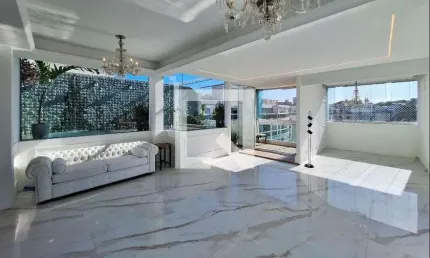 Cobertura para Venda - Camboinhas, 4 Quartos,  230 m² - Niterói