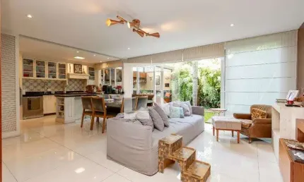 Casa / Sobrado em Condomínio para Venda - Santo Amaro , 4 Quartos,  300 m² - São Paulo