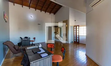 Casa para Venda - Nossa Sra das Graças, 2 Quartos,  200 m² - Canoas