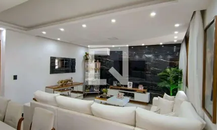 Casa para Venda - Taquara, 5 Quartos,  450 m² - Rio de Janeiro