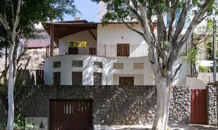 Casa para Venda - Santa Lúcia, 4 Quartos,  220 m² - Belo Horizonte
