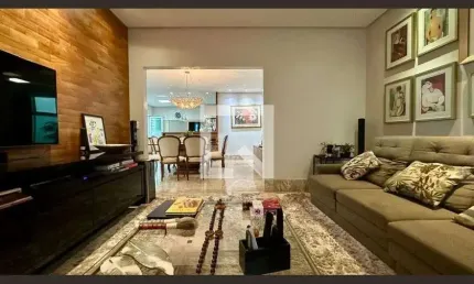 Casa para Venda - Grajaú, 4 Quartos,  382 m² - Belo Horizonte