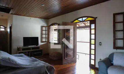 Casa para Venda - Guarani, 4 Quartos,  360 m² - Belo Horizonte