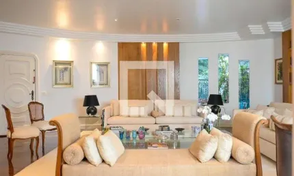 Casa para Venda - Aclimação, 3 Quartos,  469 m² - São Paulo