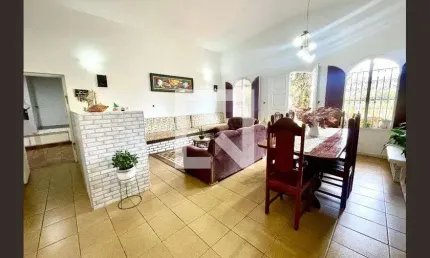 Casa para Venda - Gramadão , 3 Quartos,  1546 m² - Jundiaí