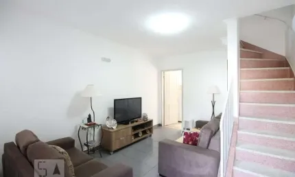 Casa para Venda - Bosque da Saúde, 2 Quartos,  190 m² - São Paulo