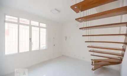 Casa para Venda - Vila Madalena, 3 Quartos,  130 m² - São Paulo