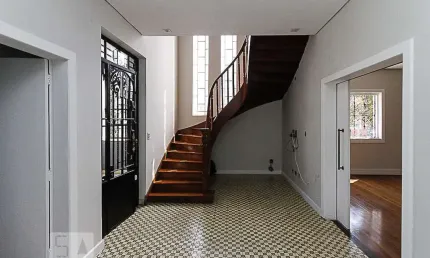 Casa para Venda - Belém, 6 Quartos,  210 m² - São Paulo
