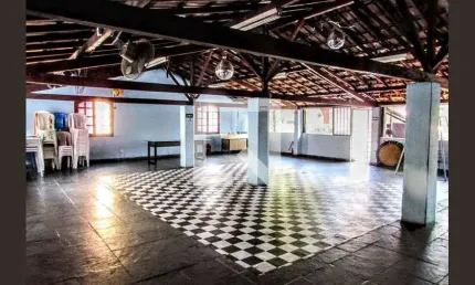 Casa para Venda - Santa Efigênia, 4 Quartos,  290 m² - Belo Horizonte