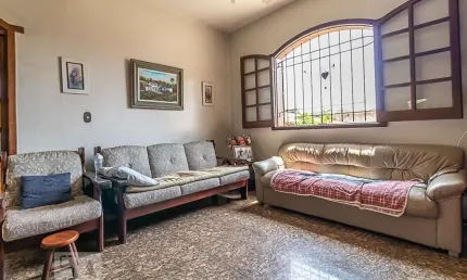 Casa para Venda - Palmares, 3 Quartos,  386 m² - Belo Horizonte