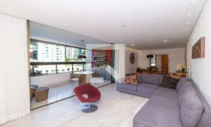 Apartamento para Venda - Santa Lúcia, 4 Quartos,  208 m² - Belo Horizonte