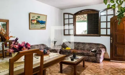 Casa para Venda - Vila Cloris, 3 Quartos,  200 m² - Belo Horizonte