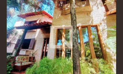Casa para Venda - Castelo, 4 Quartos,  370 m² - Belo Horizonte