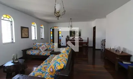 Casa para Venda - Havaí, 6 Quartos,  320 m² - Belo Horizonte
