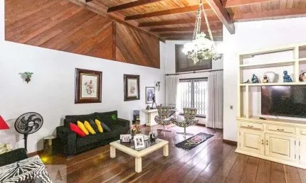 Casa para Venda - Tristeza, 3 Quartos,  1000 m² - Porto Alegre