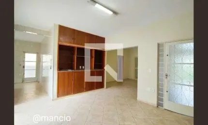 Casa para Venda - Santa Efigênia, 3 Quartos,  560 m² - Belo Horizonte