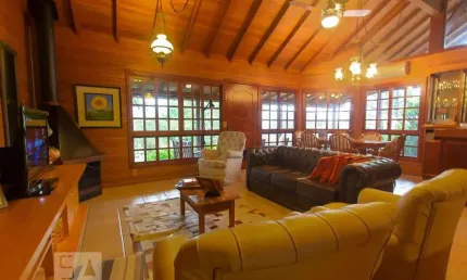 Casa para Venda - Santa Tereza , 2 Quartos,  150 m² - Porto Alegre
