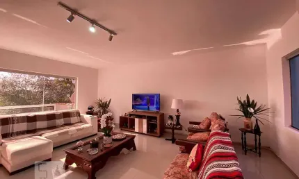 Casa para Venda - Jardim América, 3 Quartos,  270 m² - São Leopoldo