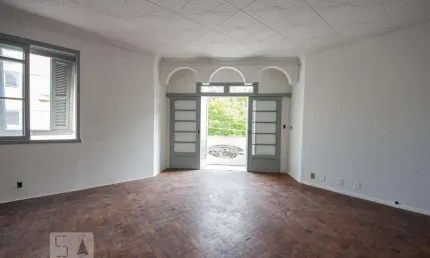 Casa para venda - auxiliadora, 4 quartos,  150 m² - porto alegre