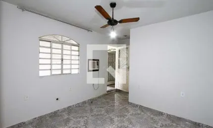 Casa para Venda - Alto dos Pinheiros, 5 Quartos,  250 m² - Belo Horizonte