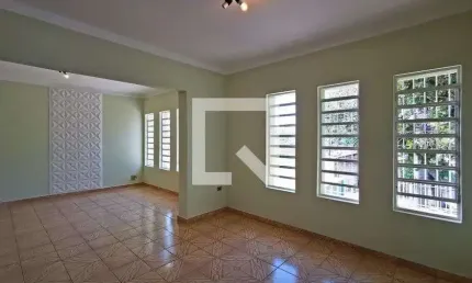 Casa para Venda - Jardim do Lago, 3 Quartos,  182 m² - Jundiaí