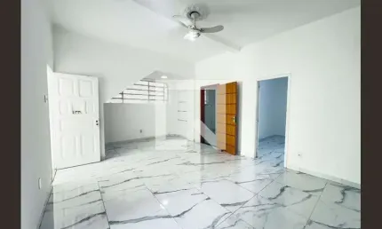 Casa para Venda - Olaria, 2 Quartos,  112 m² - Rio de Janeiro