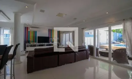 Casa para Venda - Pechincha, 3 Quartos,  500 m² - Rio de Janeiro