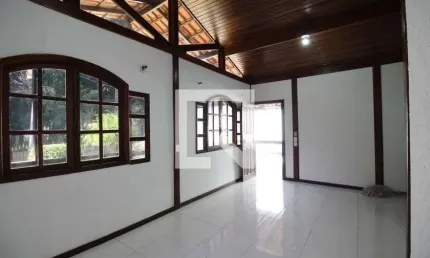 Casa / sobrado em condomínio para venda - taquara, 4 quartos,  600 m² - rio de janeiro