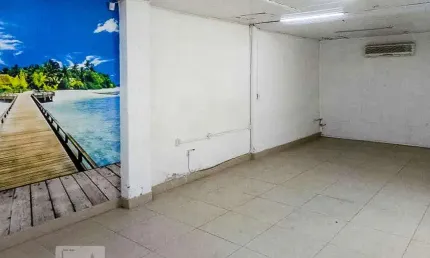Casa para Venda - Azenha, 2 Quartos,  165 m² - Porto Alegre