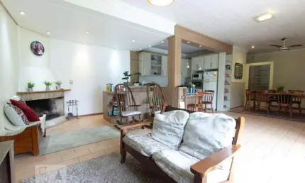 Casa para Venda - Partenon, 3 Quartos,  225 m² - Porto Alegre