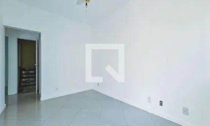Casa para Venda - Engenho de Dentro, 2 Quartos,  100 m² - Rio de Janeiro