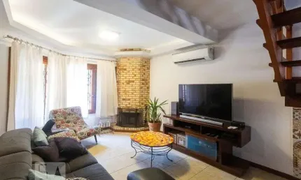Casa para Venda - Partenon, 3 Quartos,  287 m² - Porto Alegre