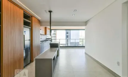 Apartamento para Venda - Pinheiros, 2 Quartos,  72 m² - São Paulo