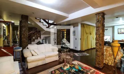 Casa para Venda - Nossa Sra das Graças, 3 Quartos,  270 m² - Canoas