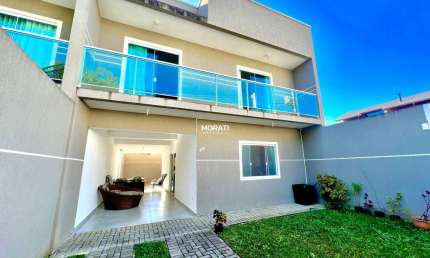 Lindo Sobrado Semi Mobiliado no Bairro Aristocrata!