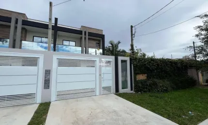 Excelente Sobrado com Faxada Moderna na Região Central com 03 Suítes