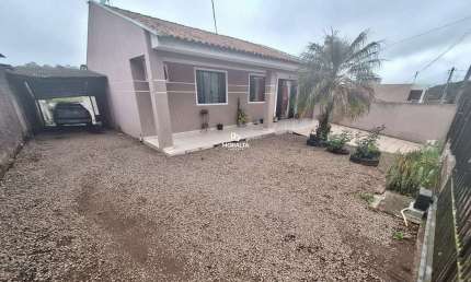 Casa Com 03 Quartos e Espaço de Terreno no São Marcos!