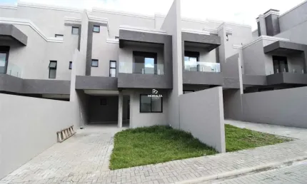 Casa com 3 quartos à venda no Uberaba, Curitiba 