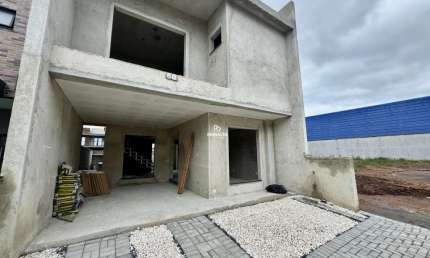 Sobrado Dentro de Condominio Fechado no Bairro Costeira