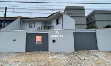 Sobrado no Bairro Pedro Moro em São José dos Pinhais