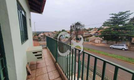 Sobrado com 3 dormitórios à venda, 170 m² por R$ 649.000,00 - Centro - Ibiporã/PR