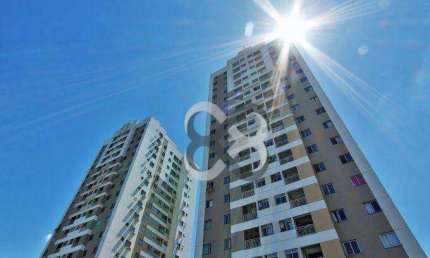 Apartamento com 3 dormitórios à venda, 69 m² por R$ 440.000,00 - Aurora - Londrina/PR
